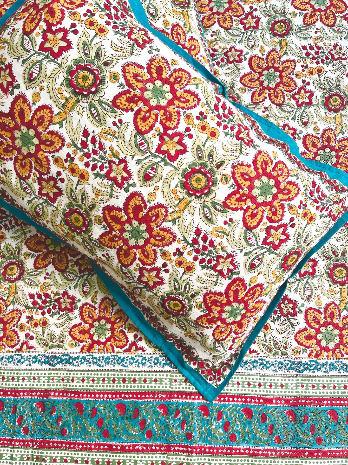 Gardenia Block Printed Bedsheet Set
