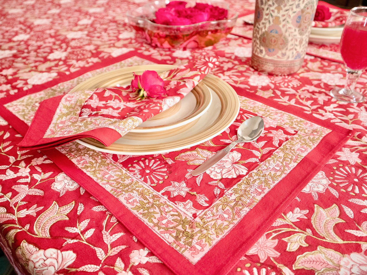 Royal Daisy Napkins & Placemats