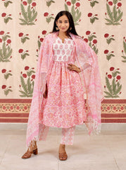 Blushing Floral Kurta Pant Set with Dupatta