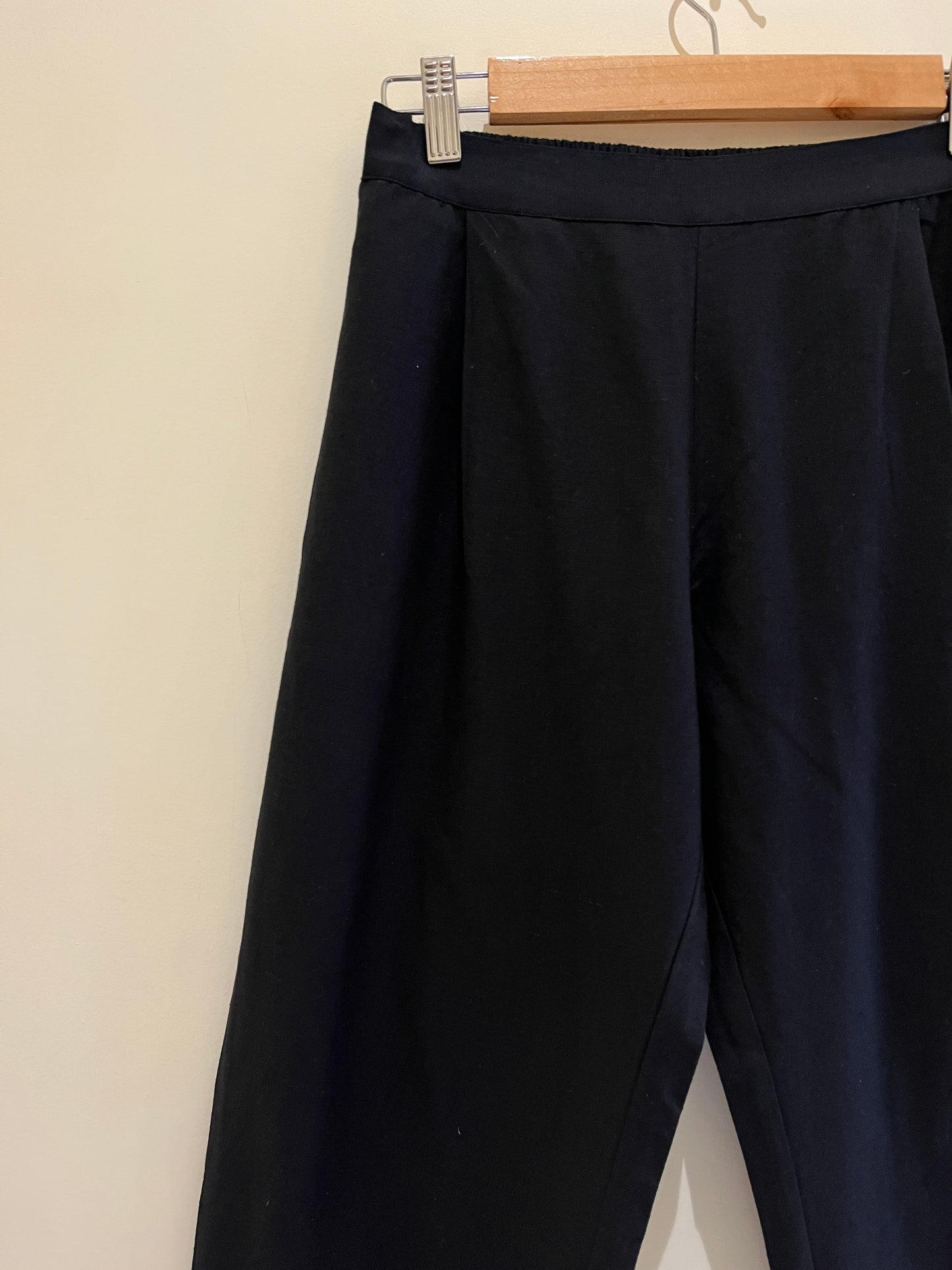 Black Narrow Leg Cotton Pants