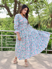 Sophie’s Serenity Dress