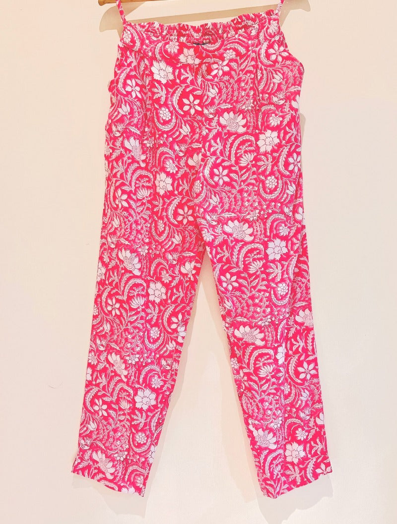 Cotton Printed Kurta Pant Set With Mumull Dupatta