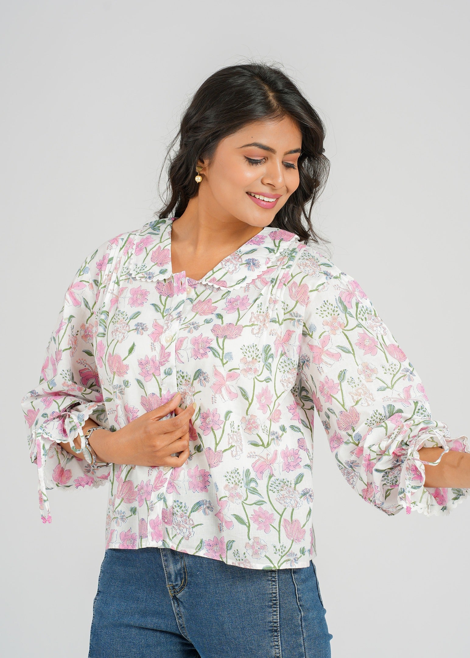 Rosette Lace Short Top
