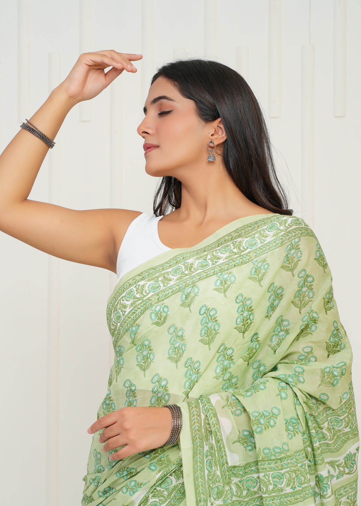 Utsav Cotton Mulmul Saree