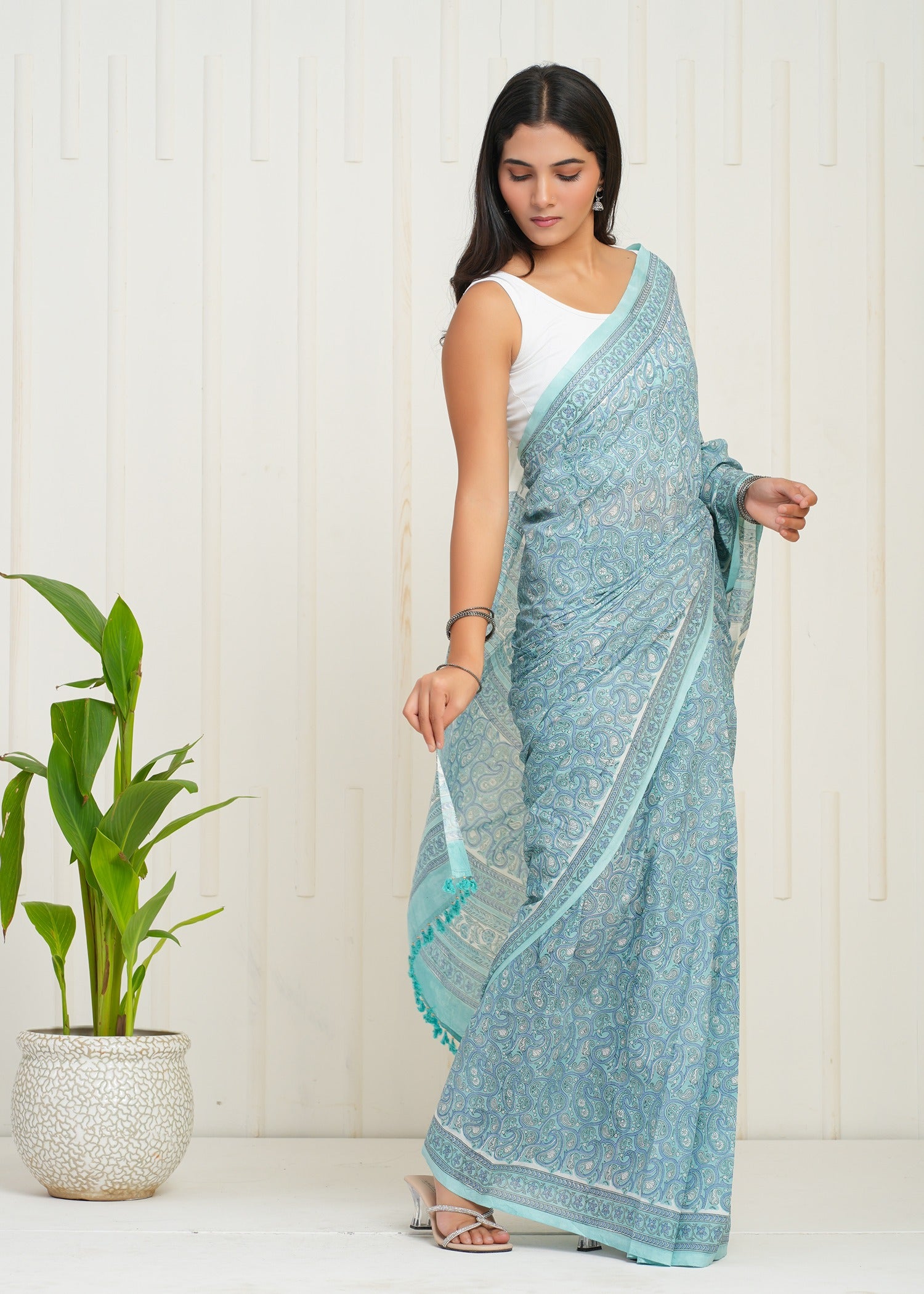 Utsav Cotton Mulmul Saree