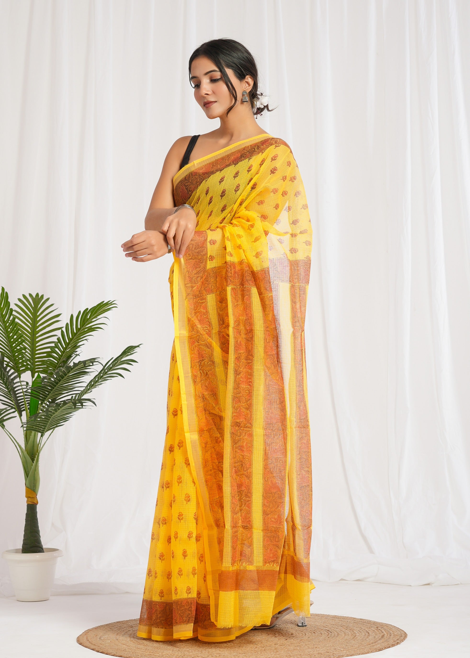 Utsav Kota Doria Saree