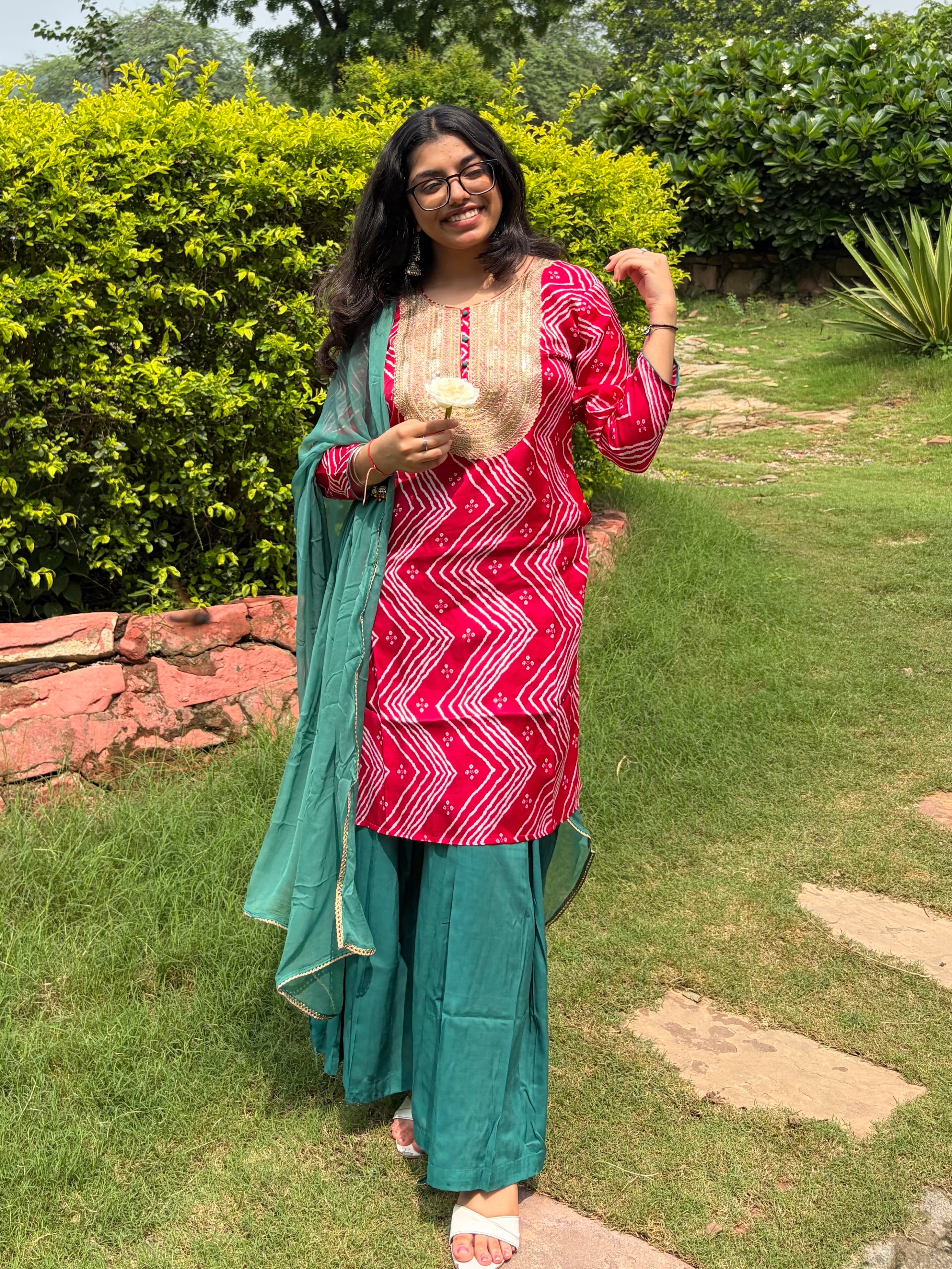 Gulab-e-Neel Kurta Set