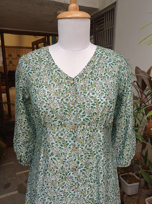 Dewleaf Chanderi Dress
