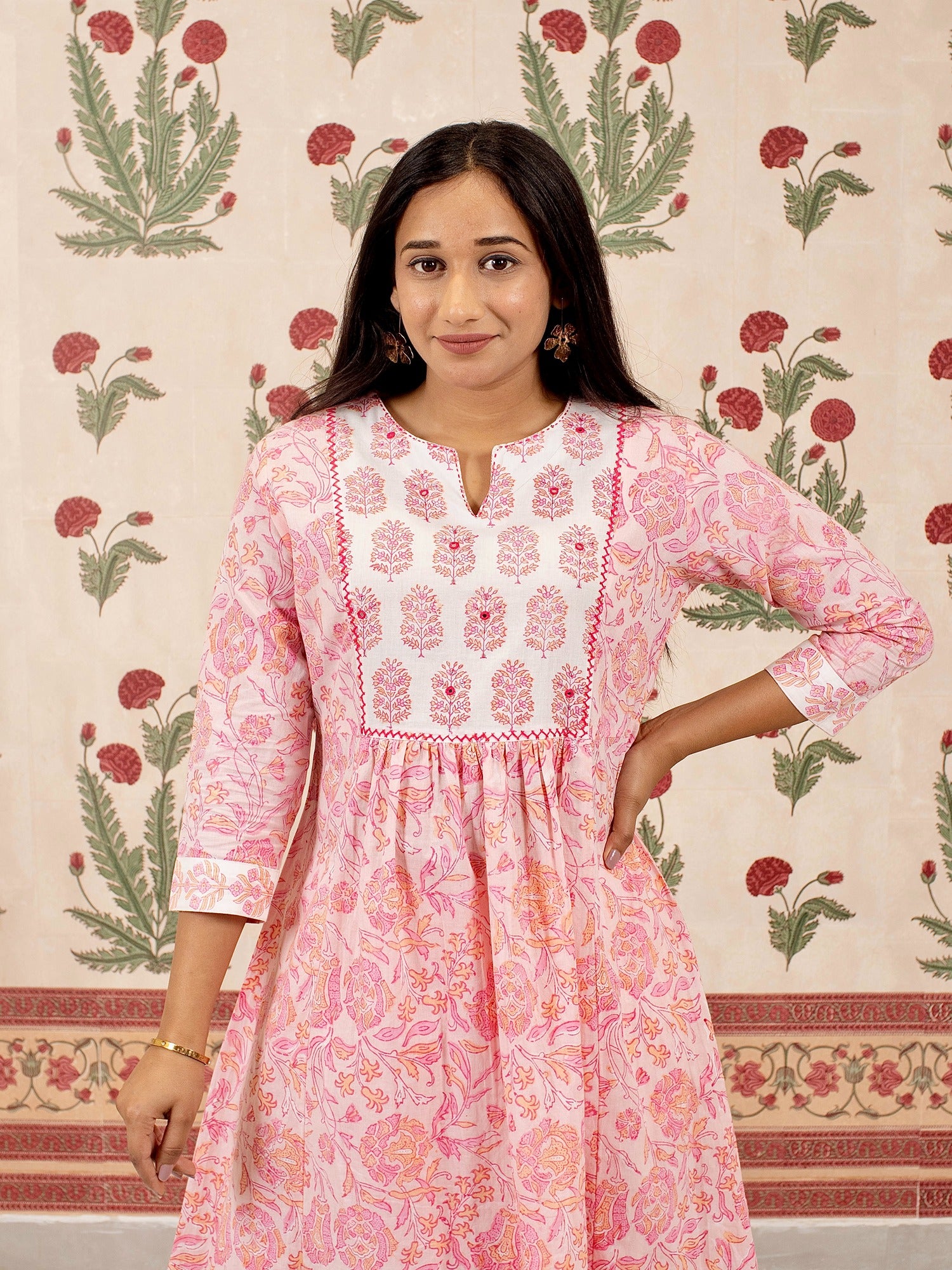 Blushing Floral Kurta Pant Set with Dupatta