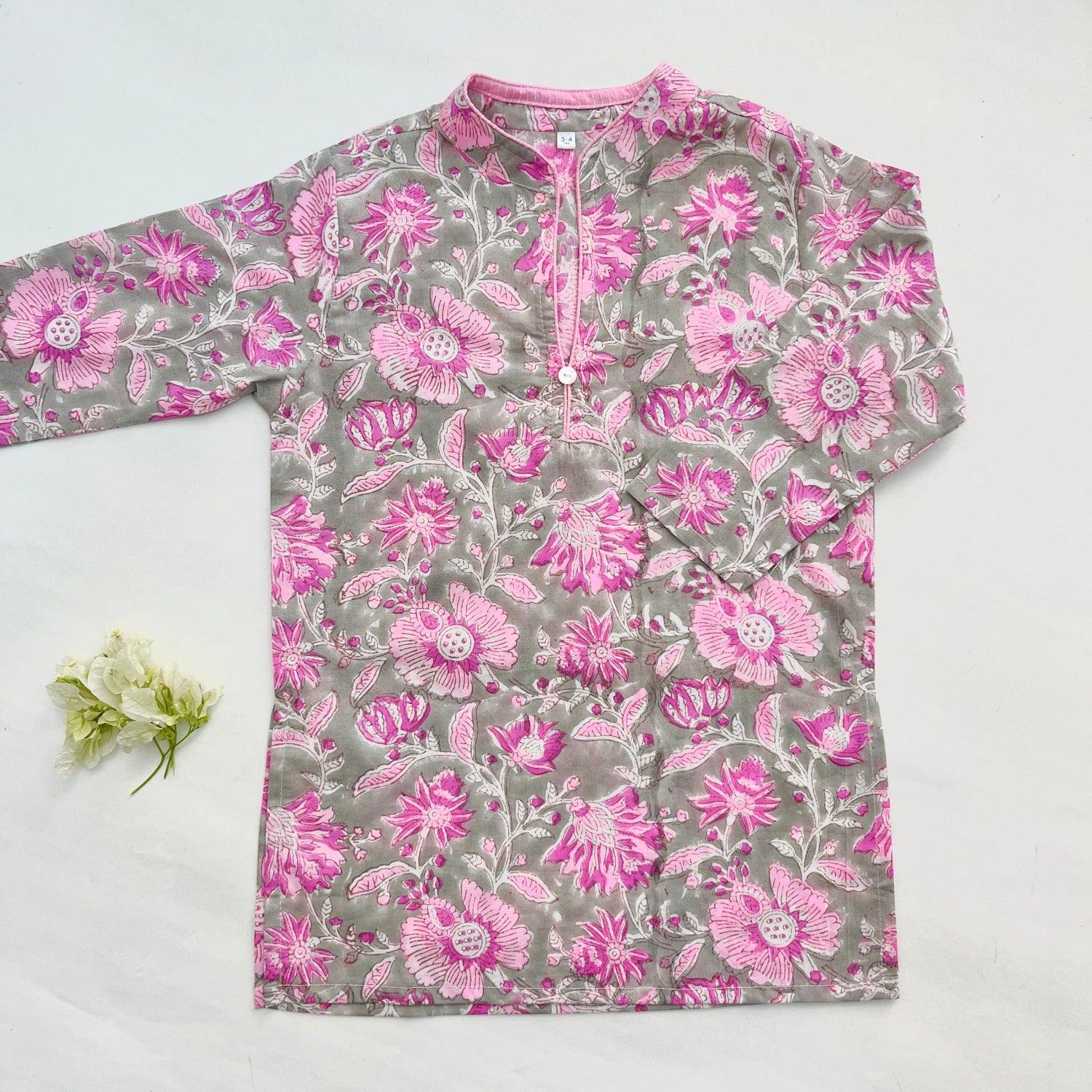 Girls Kurta with Pant (0–8 Years)