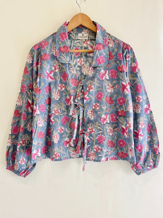 Winter Roses Short Top