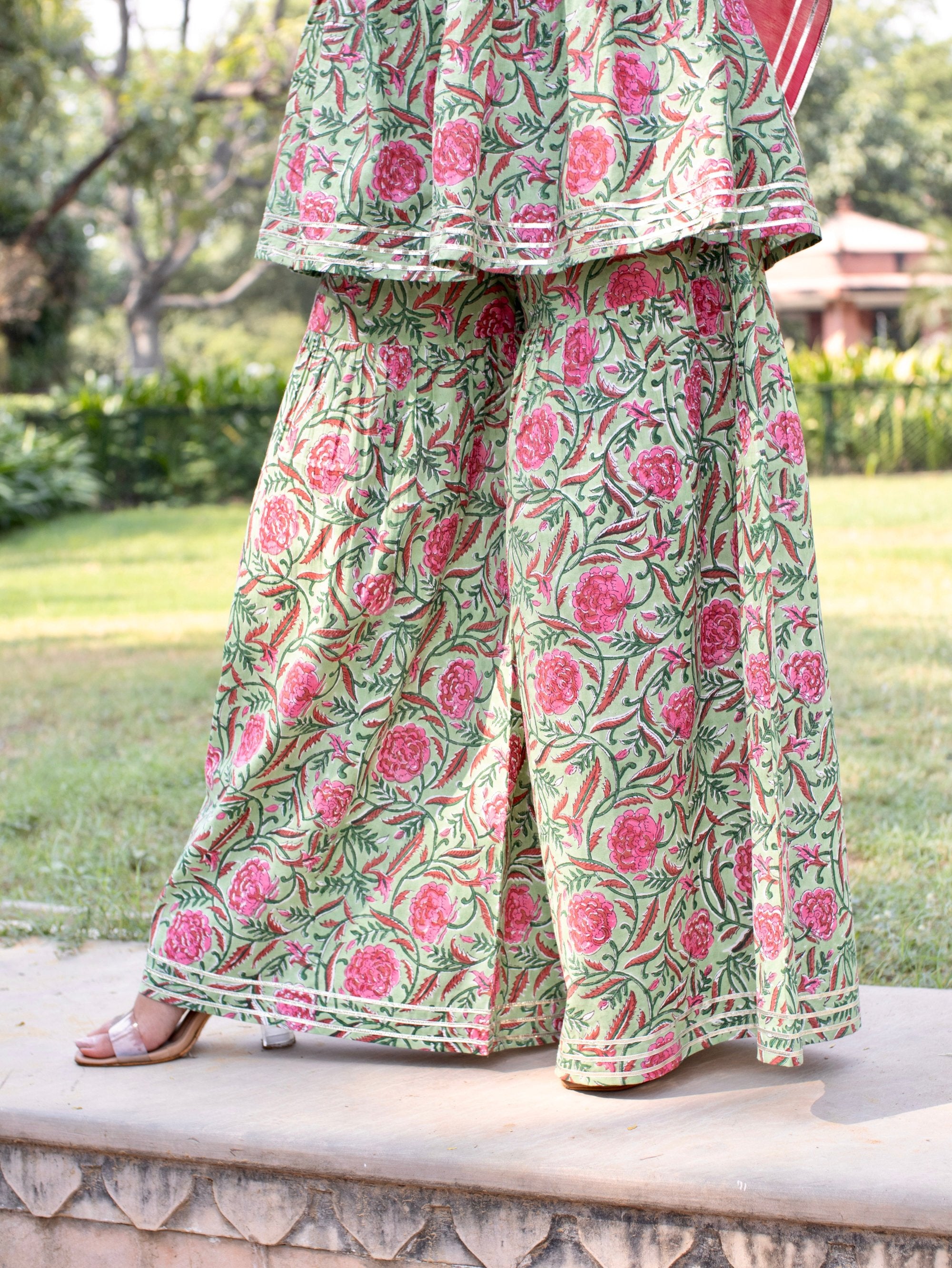 Riya Garara Suit Set