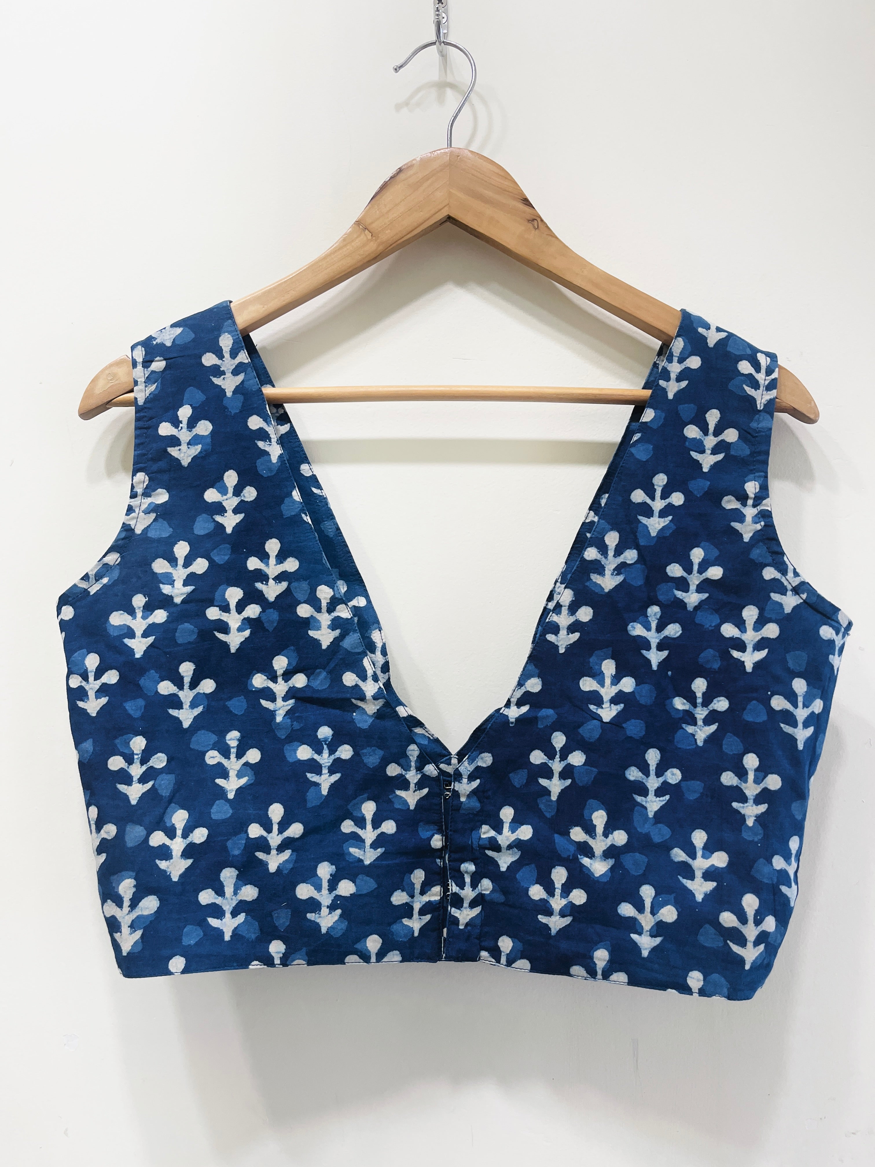 Printed Deep V-Neck Padded Cotton Blouse