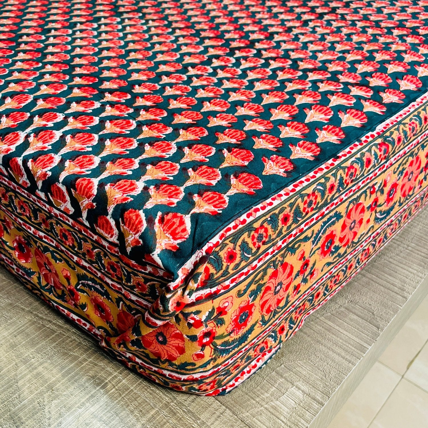 Red and Green Bed Sheet with Pillow Covers