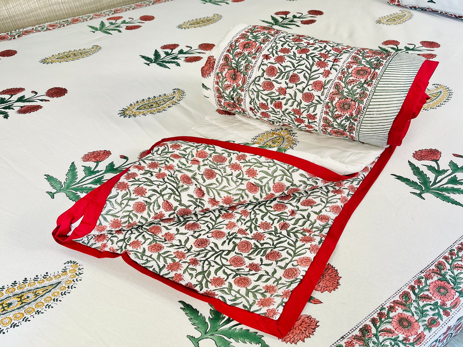 Wild Poppy Jaipuri Razai